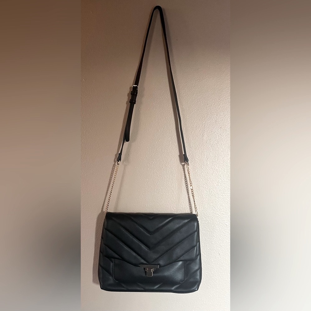 A New Day Black Quilted Shoulder Bag with zipper closure. New without tags. - Picture 4 of 11